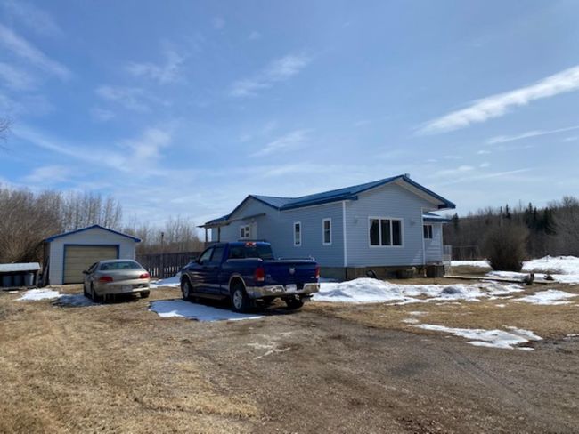 11025 Highway 35, House detached with 3 bedrooms, 1 bathrooms and 8 parking in Keg River AB | Image 43