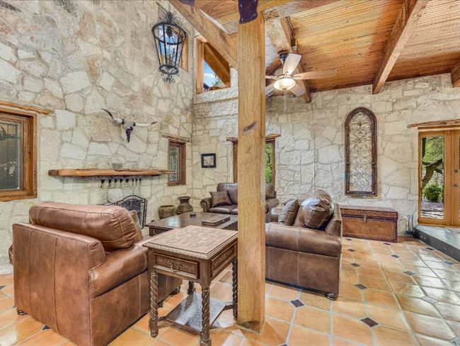 14423 Agarita Rd, House other with 3 bedrooms, 3 bathrooms and null parking in Austin TX | Image 11