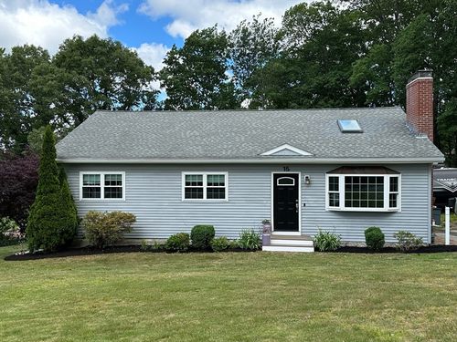 15 Mcintosh Rd, Chelmsford, MA, 01824-2016 | Card Image