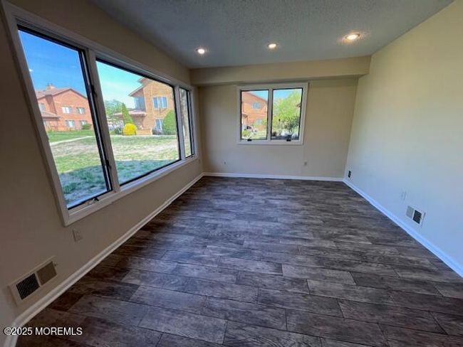 153 - 98 Northrup Dr, Condo with 2 bedrooms, 2 bathrooms and null parking in Brick NJ | Image 7