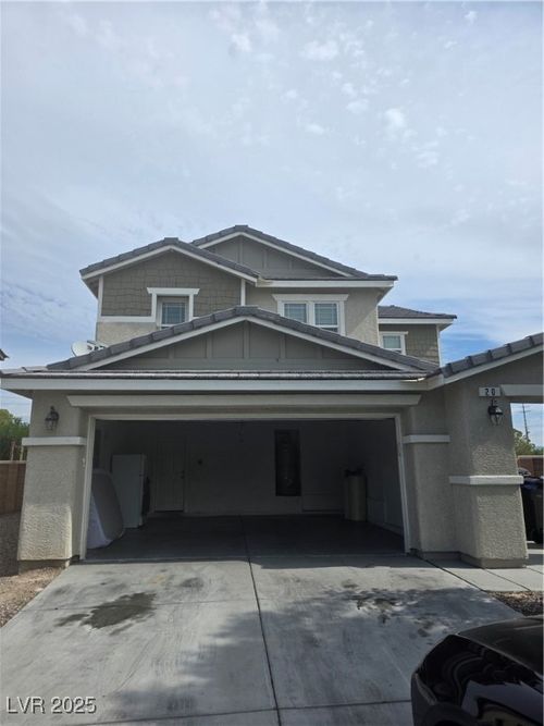 20 Focal Point Ave, North Las Vegas, NV, 89031-6897 | Card Image