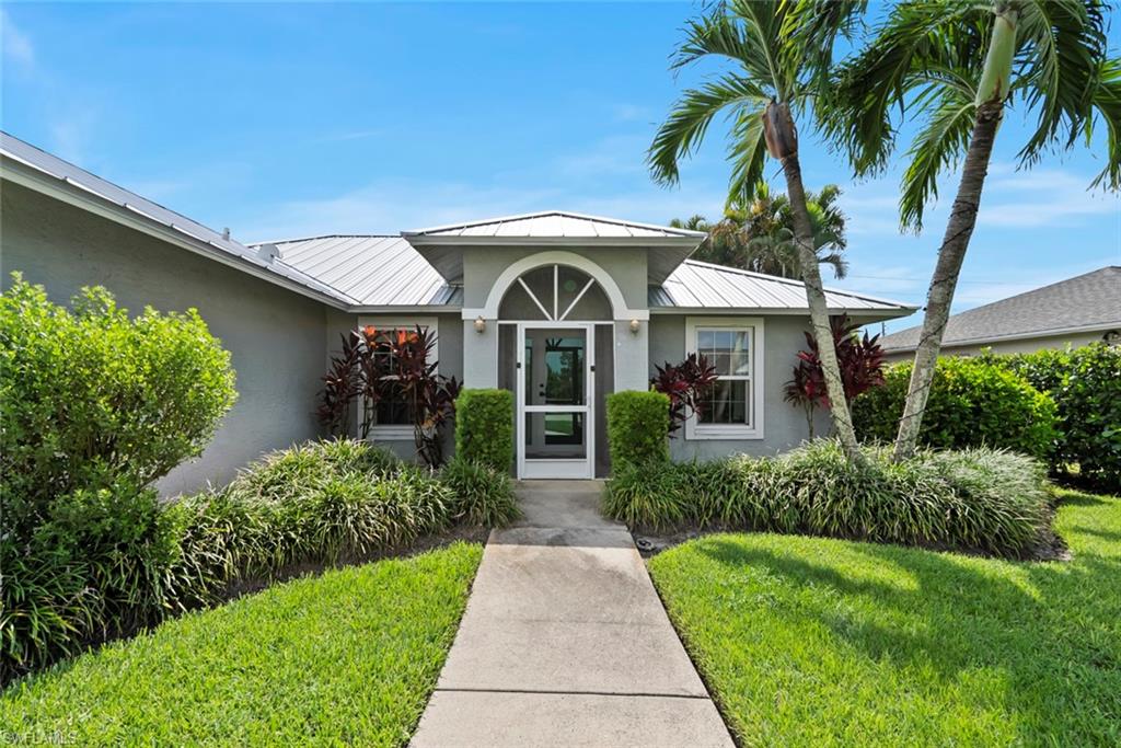 Residential in NAPLES 5