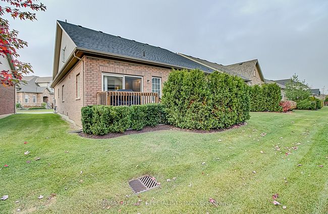 14 Alamode Rd, Condo with 3 bedrooms, 3 bathrooms and 2 parking in Brampton ON | Image 36