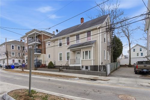 1-92 Sylvian St, Central Falls, RI, 02863-2271 | Card Image