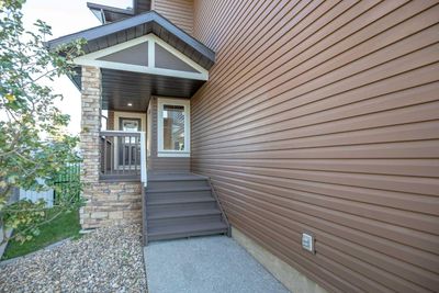 245 Chapalina Mews Se, House other with 4 bedrooms, 2 bathrooms and 4 parking in Calgary AB | Image 3