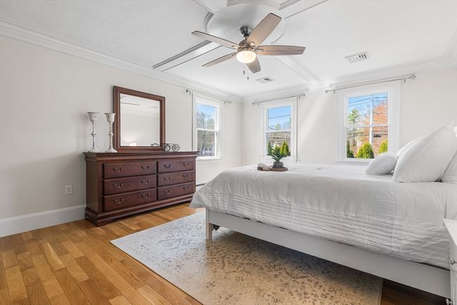 104 Holliston St, House other with 4 bedrooms, 3 bathrooms and 4 parking in Medway MA | Image 22