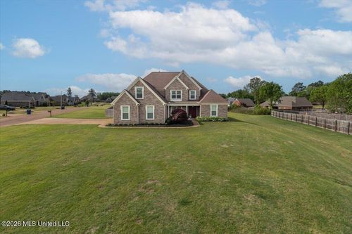 5345 E Pointe Dr, Southaven, MS, 38672-6693 | Card Image
