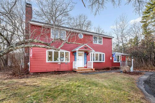 4 Belvina Circle, Pelham, NH, 03076 | Card Image