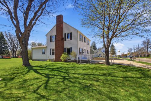 405 Willmar Ave Sw, Willmar, MN, 56201-3447 | Card Image