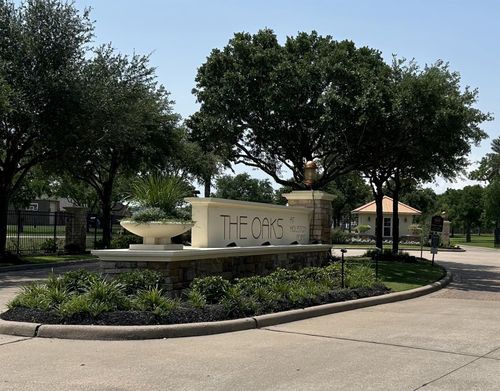 6327 Redfish Reef Dr, Beach City, TX, 77523-8700 | Card Image