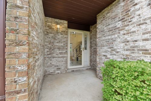 19726 Lake Shore Drive Ct, Lynwood, IL, 60411-6330 | Card Image
