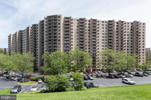 apt-1521-307 Yoakum Pkwy, ALEXANDRIA, VA, 22304-4040 | Card Image