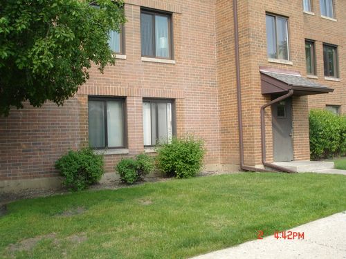 2-708 N Briar Hill Lane, Addison, IL, 60101 | Card Image
