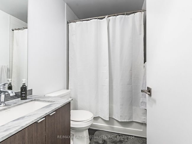 1503 - 4085 Parkside Village Dr, Condo with 2 bedrooms, 1 bathrooms and 1 parking in Mississauga ON | Image 16