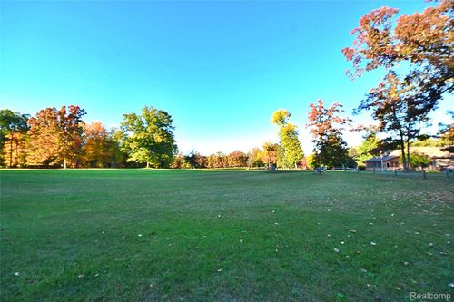 7429 Artesia Beach Rd, Saint Helen, MI, 48656-9227 | Card Image