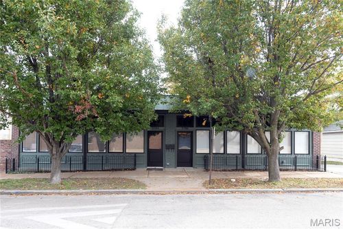 3184 Oak Hill Ave, Saint Louis, MO, 63116-3946 | Card Image