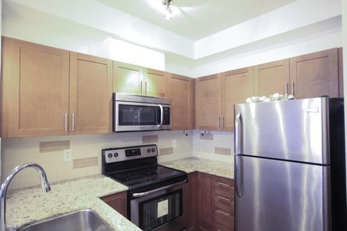 1xx-13468 King George Blvd, Surrey, BC, V3T0H5 | Card Image