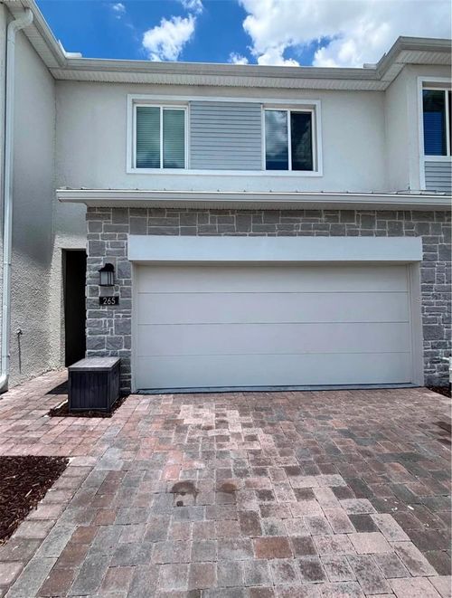 265 Bogey Dr, DAVENPORT, FL, 33896-7970 | Card Image