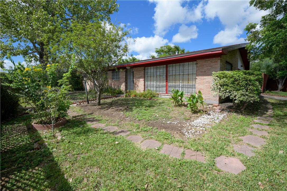 Calvin Dr, Corpus Christi, TX 78411