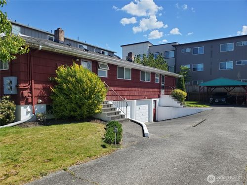238 240 S 70th St, Tacoma, WA, 98408-6109 | Card Image