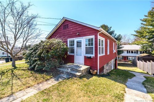 15 Duncanson St, Stamford, CT, 06905-4109 | Card Image