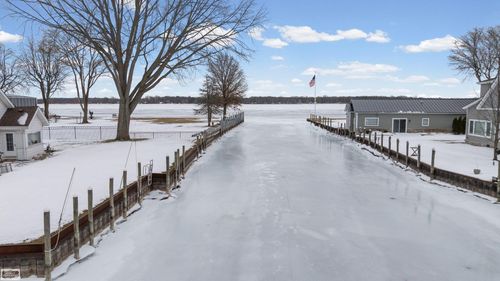 114 Interlochen Dr, Algonac, MI, 48001-1367 | Card Image