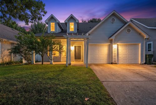 9924 Lexington Dr, Providence Village, TX, 76227-8573 | Card Image