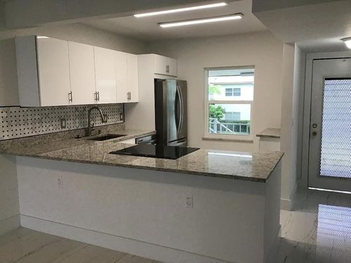 apt-207-7600 Nw 4th Pl, Margate, FL, 33063-7457 | Card Image