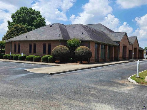 200 S. Houston Lake Road, Warner Robins, GA, 31088-6553 | Card Image