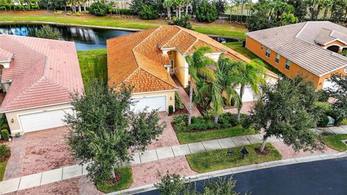 15652 Aurora Lake Cir, WIMAUMA, FL, 33598-4059 | Card Image