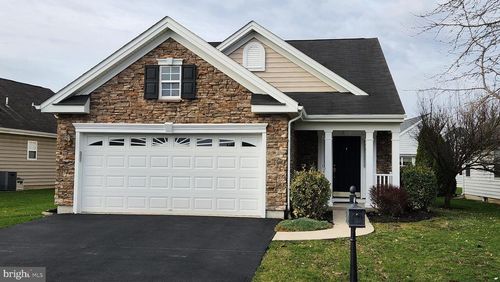 1557 Emerson Dr, MOUNT JOY, PA, 17552-7242 | Card Image