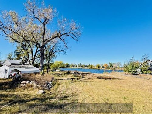 1829 Mallard Dr, Central City, NE, 68826-1004 | Card Image