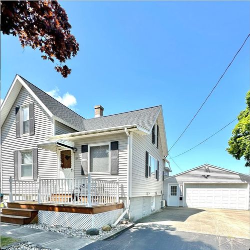 64 Auch St, Sebewaing, MI, 48759-1605 | Card Image