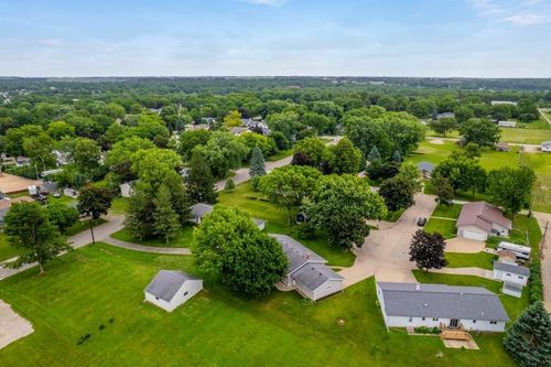 2 Riden Circle, Charles City, IA, 50616 | Card Image