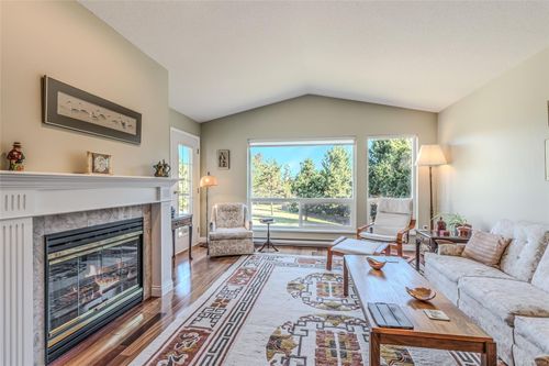 2663 Andover Rd, Nanoose Bay, BC, V9P9J5 | Card Image