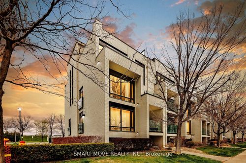 716-138 Widdicombe Hill, Etobicoke, ON, M9R0A9 | Card Image