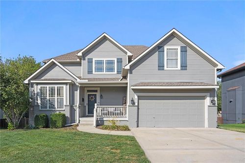 820 Sw 35th St, Lee's Summit, MO, 64082-4039 | Card Image