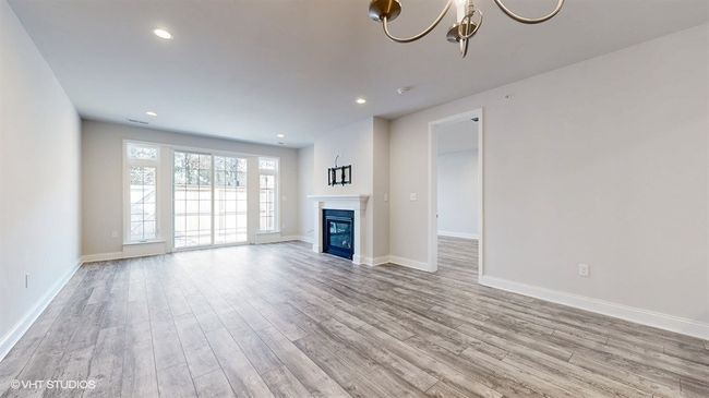705 England Rd, Townhouse with 3 bedrooms, 3 bathrooms and 2 parking in Cranberry Twp PA | Image 5