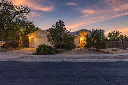 7504 Crystal Ridge Rd Sw, Albuquerque, NM, 87121-3505 | Card Image