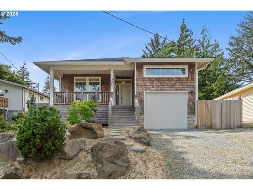 385 4th St N, Manzanita, OR, 97130-9131 | Card Image