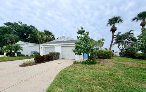 950 Waterside Ln, BRADENTON, FL, 34209-7746 | Card Image