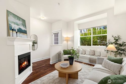 105-16418 Ne 91st St, Redmond, WA, 98052-3797 | Card Image