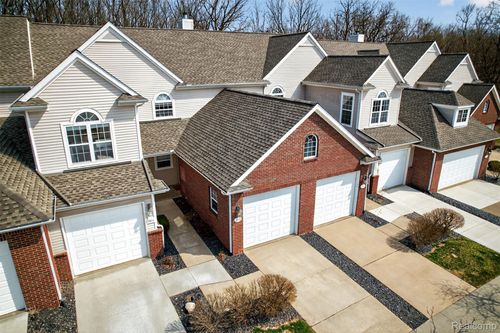 2946 Hunley Dr, Ann Arbor, MI, 48105-2690 | Card Image