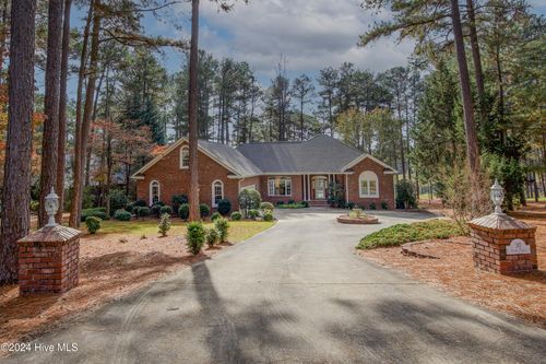 30 Oxton Circle, Pinehurst, NC, 28374 | Card Image