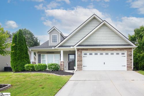 1016 Whirlaway Cir, Anderson, SC, 29621-2589 | Card Image