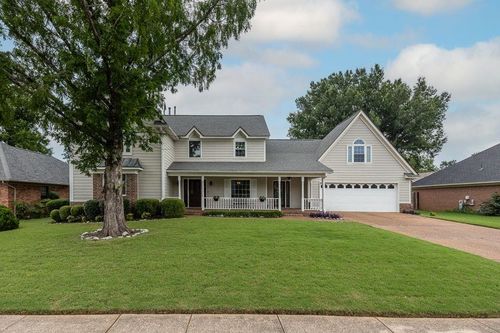 6424 Hawks Call Ln, Bartlett, TN, 38135-9428 | Card Image