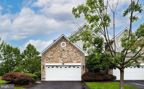 247 Torrey Pine Ct, WEST CHESTER, PA, 19380-7304 | Card Image