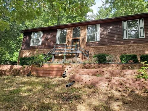 9133 Hunters Bend Cir, Ooltewah, TN, 37363-8966 | Card Image