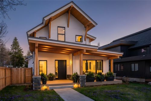 119 Spruce St, Steamboat Springs, CO, 80487-2514 | Card Image