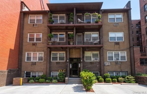 41-37 Parsons Blvd, Flushing, NY, 11355-1945 | Card Image